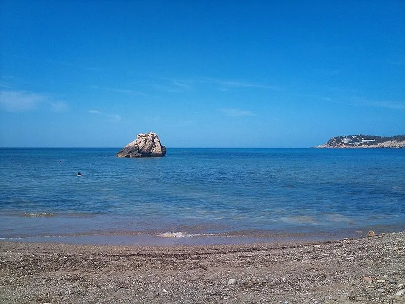 Playa Cala Xarraca en Sant Joan de Labritja, Islas Baleares — foto 2 de 10