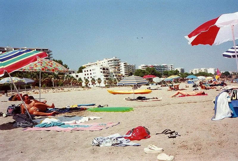 Playa Calas de los Angeles y del Pescador en Mont-roig del Camp, Tarragona — foto 3 de 3