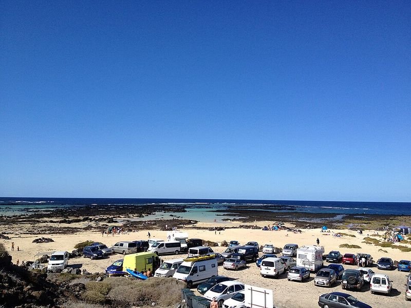 Playa Caletón Blanco en Haría