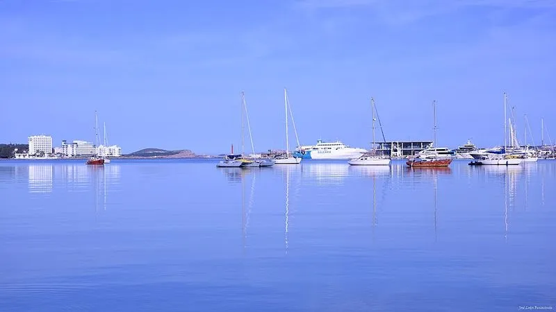 Playa Caló de S'Oli en Sant Josep de sa Talaia, Islas Baleares — foto 3 de 6