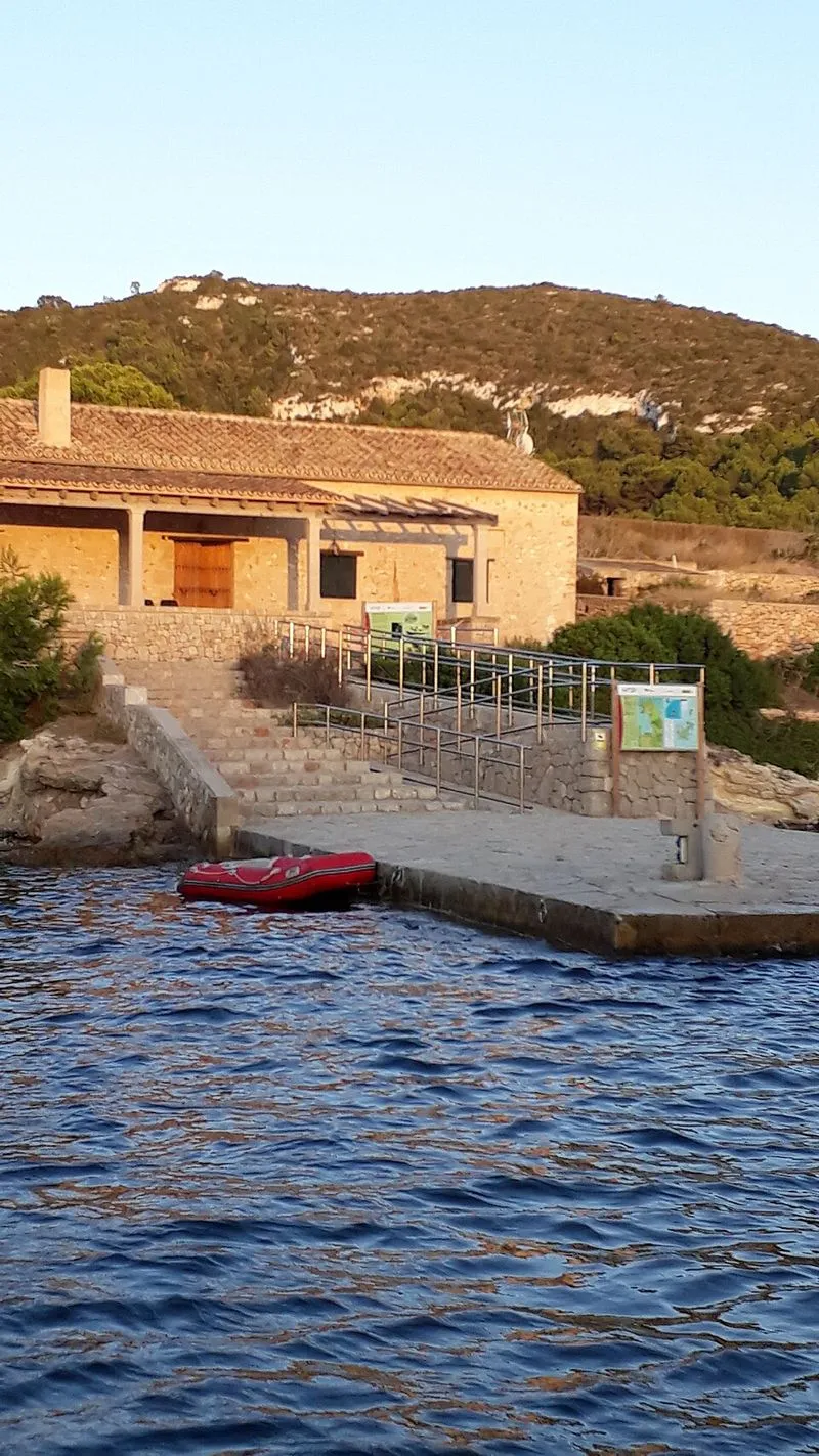 Caló d'Es Palangres en Palma de Mallorca, Islas Baleares — foto 3 de 3