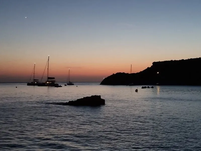 Playa Caló d'Es Serral en Sant Josep de sa Talaia, Islas Baleares — foto 10 de 10