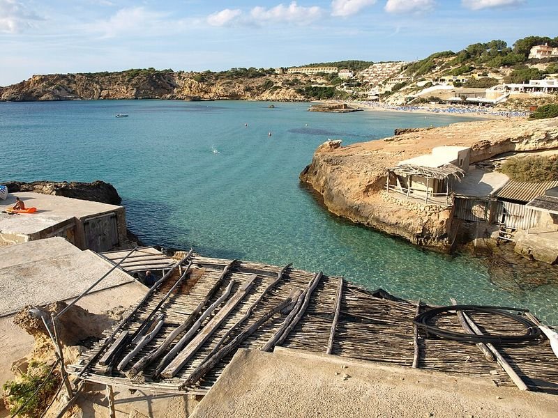 Playa Caló d'Es Serral en Sant Josep de sa Talaia, Islas Baleares