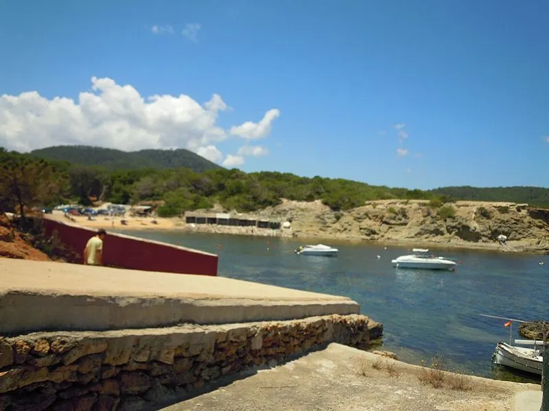Playa de Canal d'En Martí en Santa Eulalia del Río