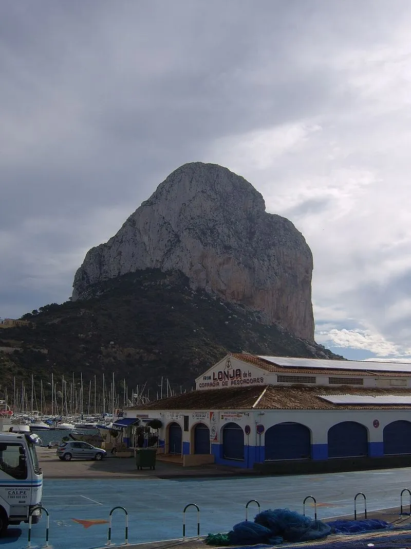 Playa de Cantal Roig en Calp, Alicante — foto 6 de 10