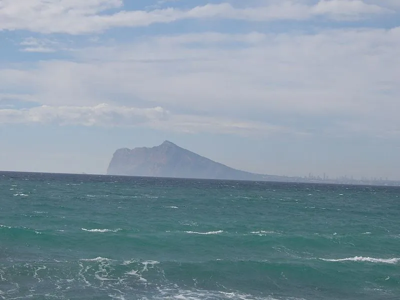 Playa de Cantal Roig en Calp, Alicante — foto 8 de 10
