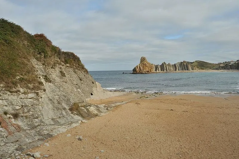 Playa Cerrias en Piélagos, Cantabria — foto 7 de 10