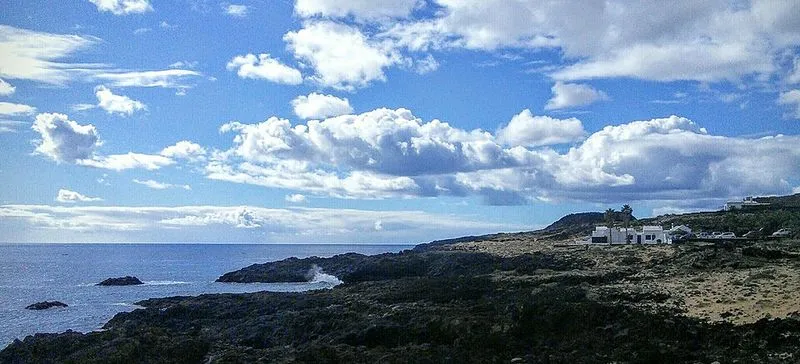Playa de Charco del Palo (Charca natural) en Teguise