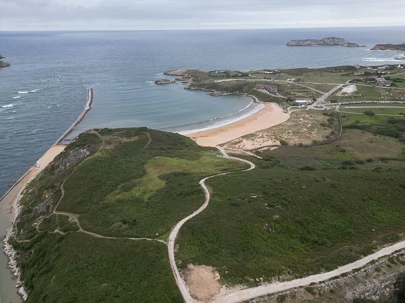 Playa de Cuchía en Miengo, Cantabria — foto 3 de 5