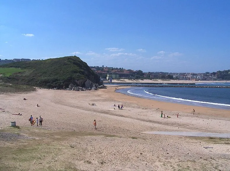 Playa de Cuchía en Miengo