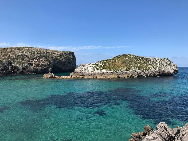 Playa de Cué en Llanes, Asturias — foto 2 de 10