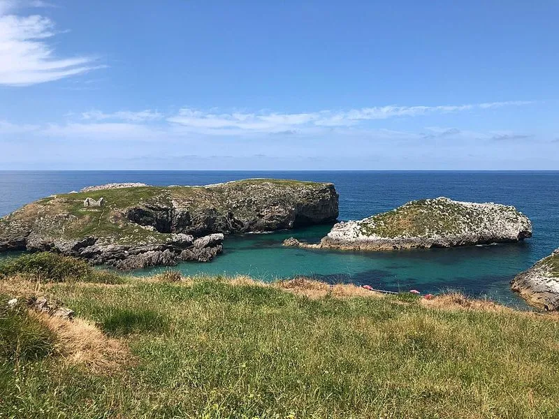 Playa de Cué en Llanes, Asturias — foto 6 de 10