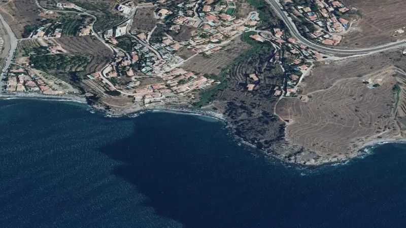 Playa de Curumbico en Almuñécar