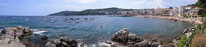 Playa de d'en Calau en Palafrugell, Gerona — foto 2 de 9