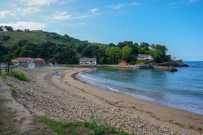 Playa de Dícido en Castro-Urdiales