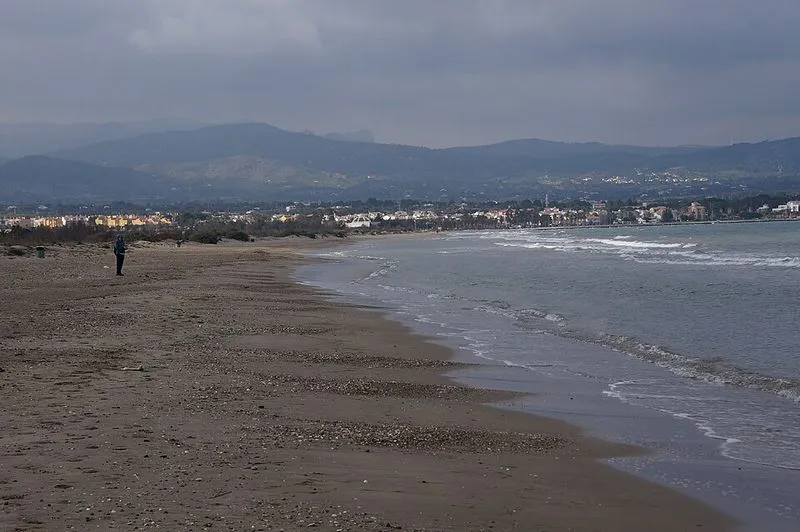 Playa del Arenal en L'Ampolla, Tarragona — foto 6 de 7