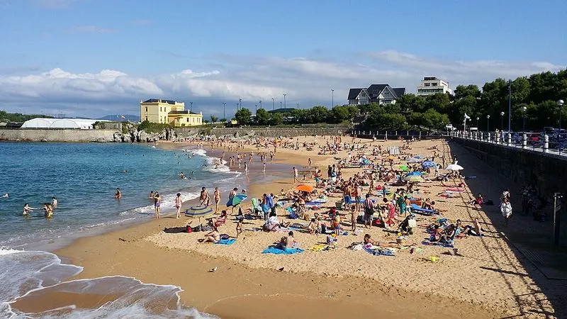 Playa del Camello en Santander, Cantabria — foto 2 de 12