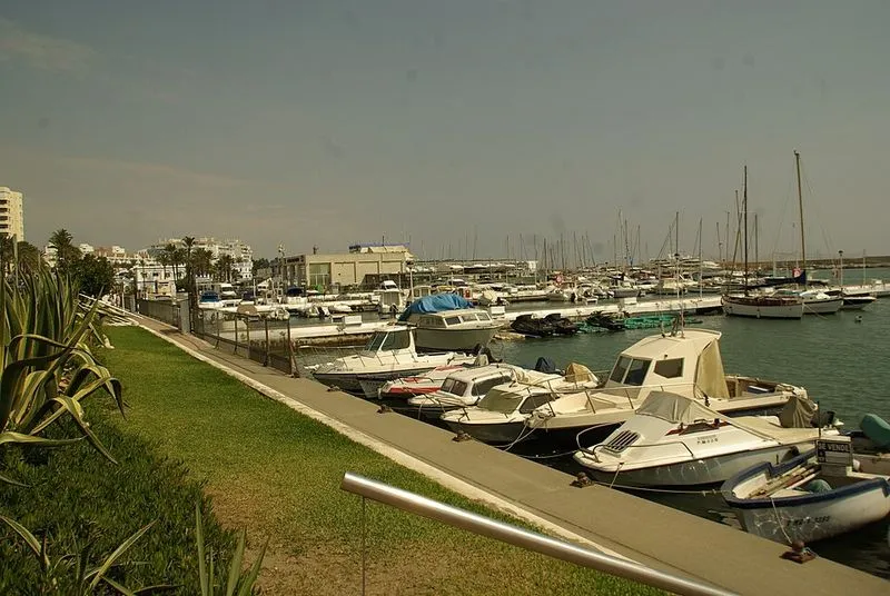 Playa El Cristo en Estepona, Málaga — foto 2 de 5