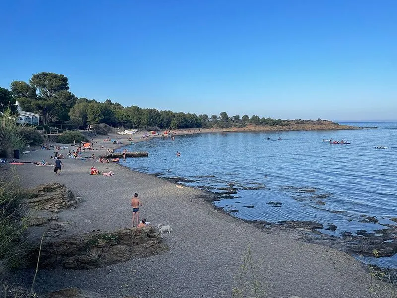 Playa El Cros en Llançà, Gerona — foto 3 de 5