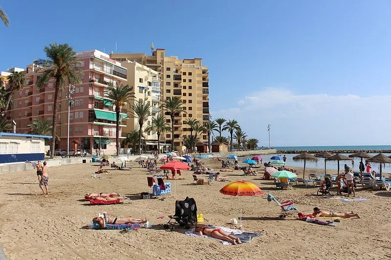 Playa del Cura en Torrevieja, Alicante — foto 5 de 14