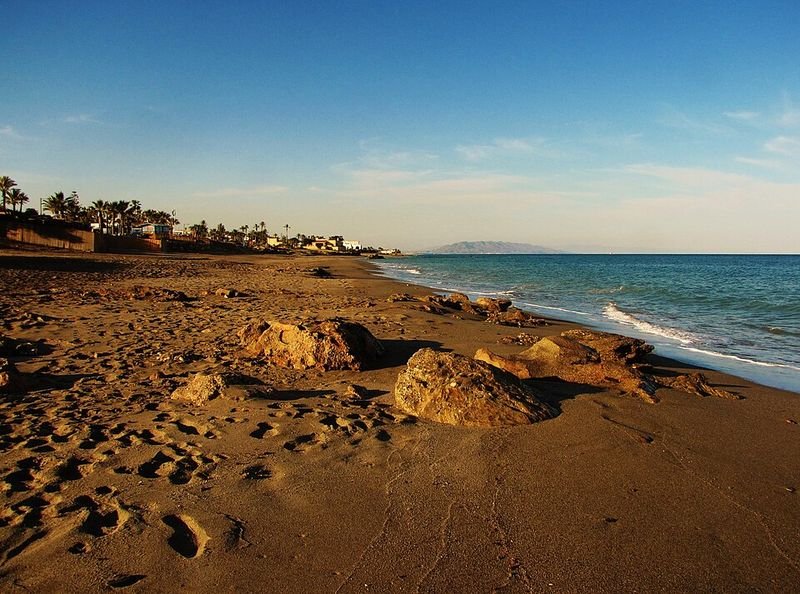 Playa El Descargador en Mojácar
