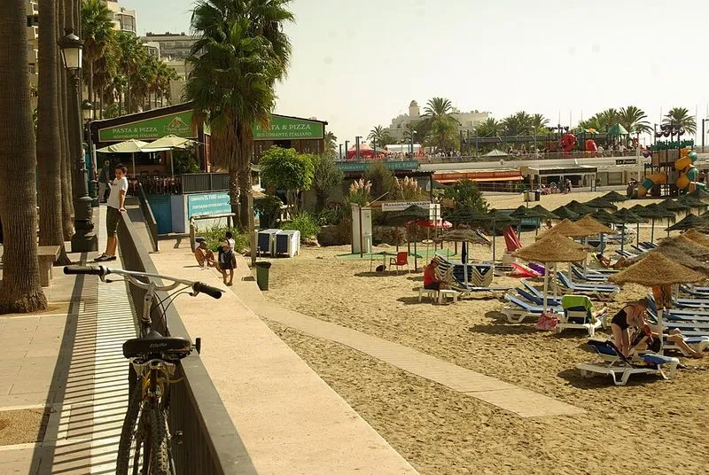 Playa del Faro en Cullera