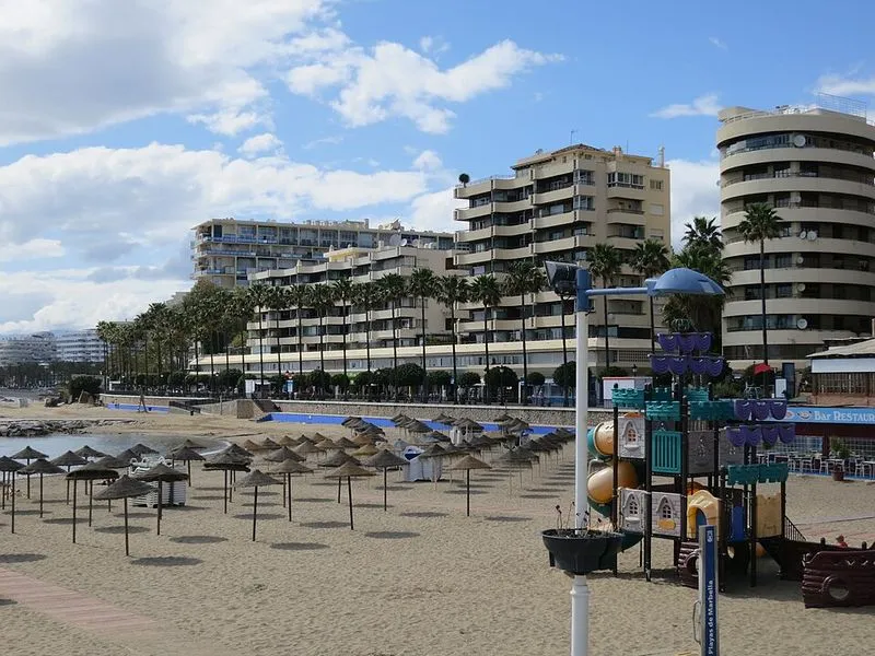 Playa del Faro en Marbella, Málaga — foto 9 de 10