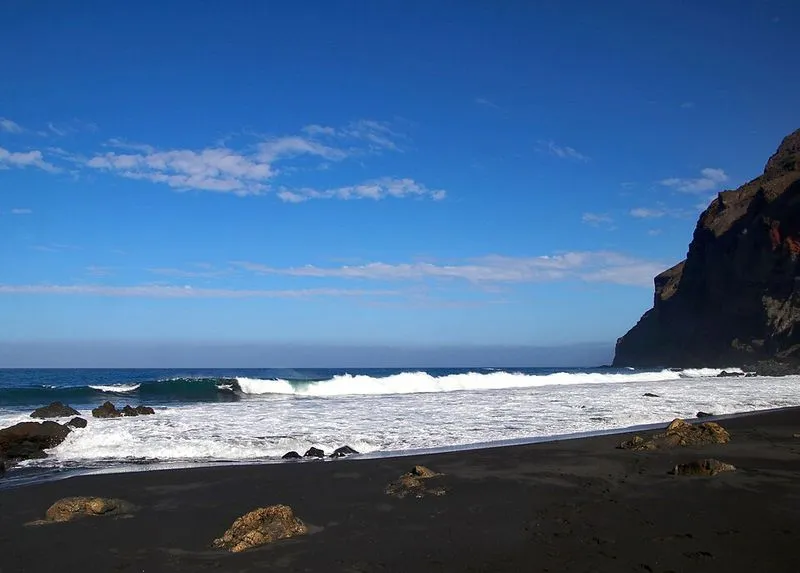 Playa El Inglés en Valle Gran Rey, Santa Cruz de Tenerife — foto 4 de 5