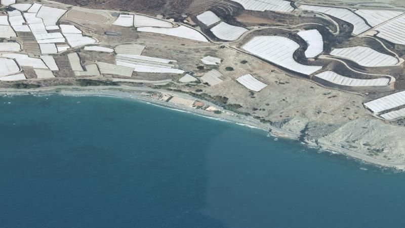Vista aérea de Playa El Lance en Rubite, Granada