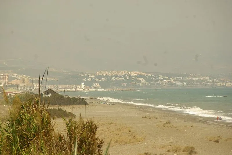 Playa El Negro en Manilva, Málaga — foto 4 de 5