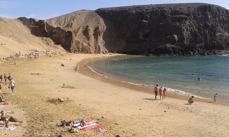 Playa El Papagayo en Yaiza, Las Palmas — foto 6 de 10
