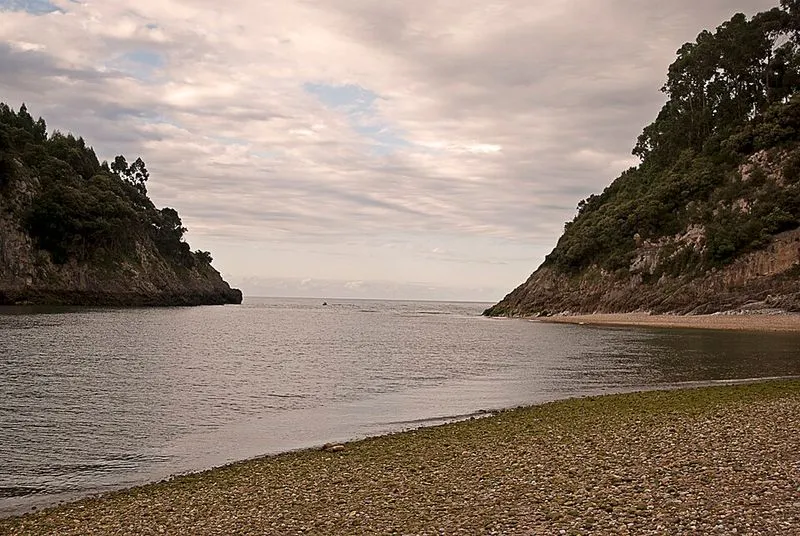Playa del Pedrero en Val de San Vicente