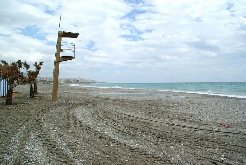 Playa El Playazo en Nerja, Málaga — foto 4 de 5