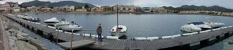 Playa del Port en Llançà, Gerona — foto 3 de 6