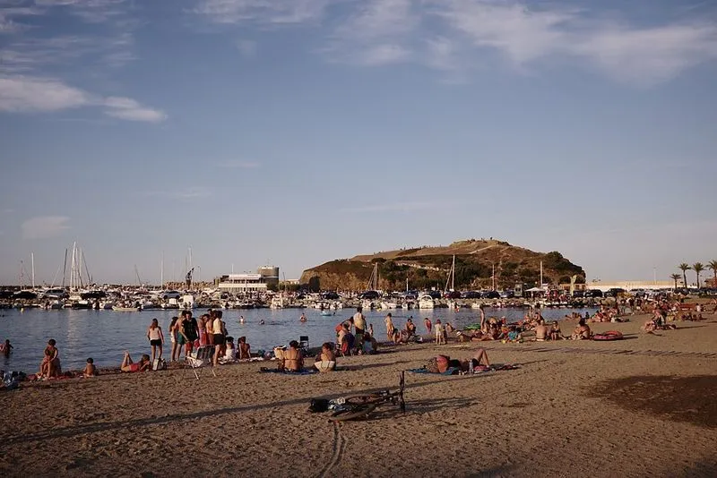 Playa del Port en Llançà, Gerona — foto 5 de 6