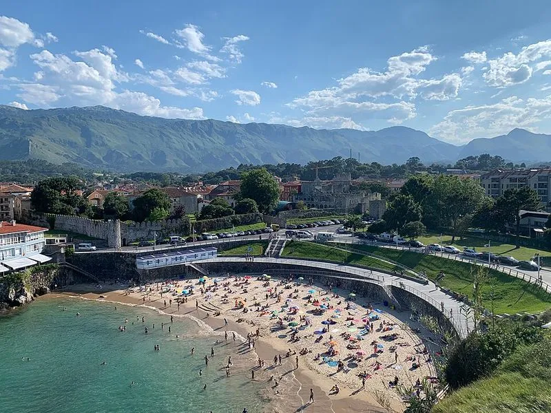 Playa del Sablón en Llanes, Asturias — foto 4 de 5
