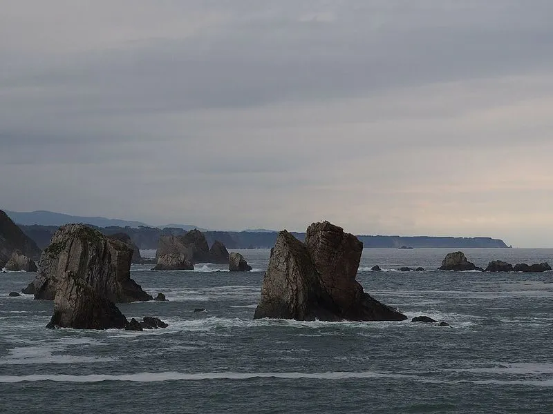 Playa del Silencio en Cudillero, Asturias — foto 2 de 5