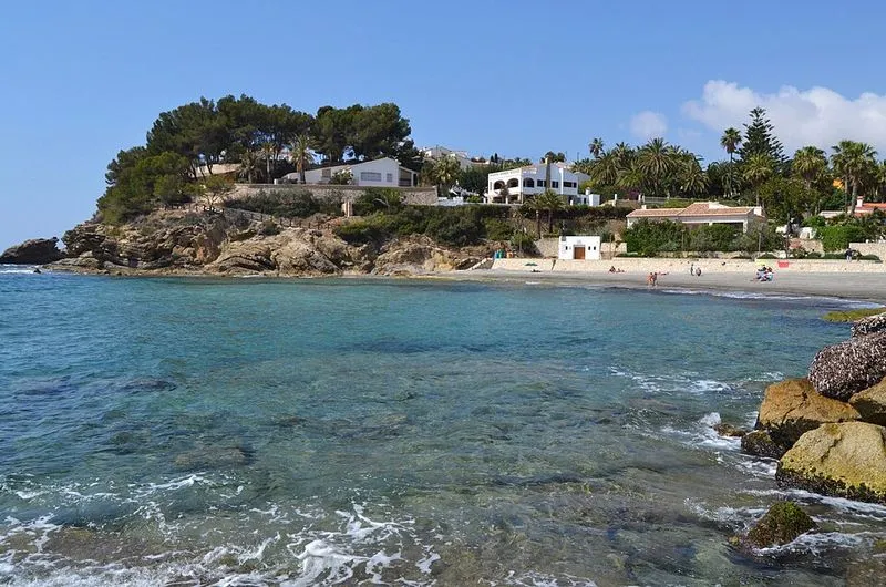 Playa Els Pinets en Benissa, Alicante — foto 3 de 8