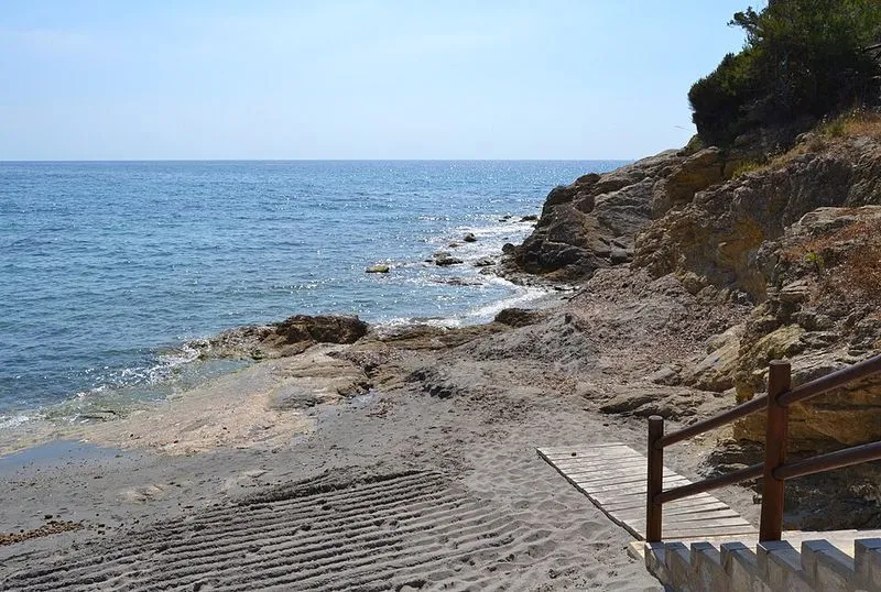 Playa Els Pinets en Benissa, Alicante — foto 6 de 8