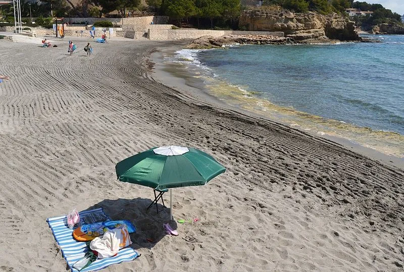 Playa Els Pinets en Benissa, Alicante — foto 7 de 8