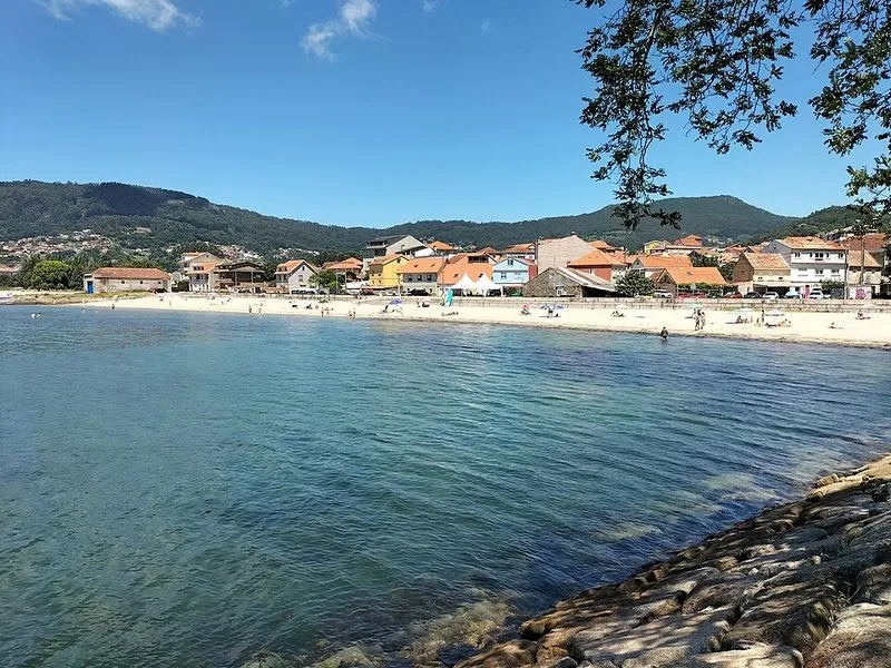 Playa de Ensenada de Meira en Moaña, Pontevedra — foto 2 de 5