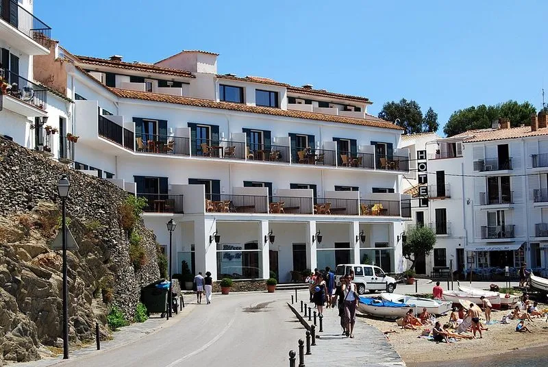 Playa Es Pianc en Cadaqués, Gerona — foto 2 de 4