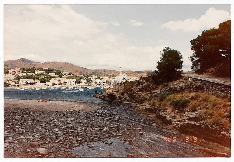 Playa Es Sortell en Cadaqués, Gerona — foto 2 de 7