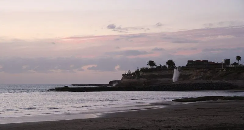 Playa de Fañabé en Adeje, Santa Cruz de Tenerife — foto 2 de 5