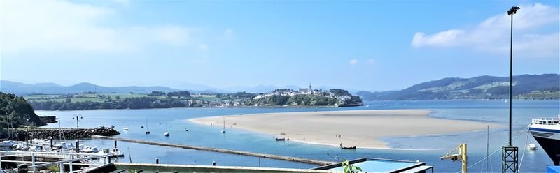 Playa Figueras en Castropol, Asturias