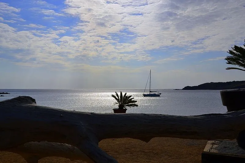 Playa de Garbet en Colera, Gerona — foto 5 de 10