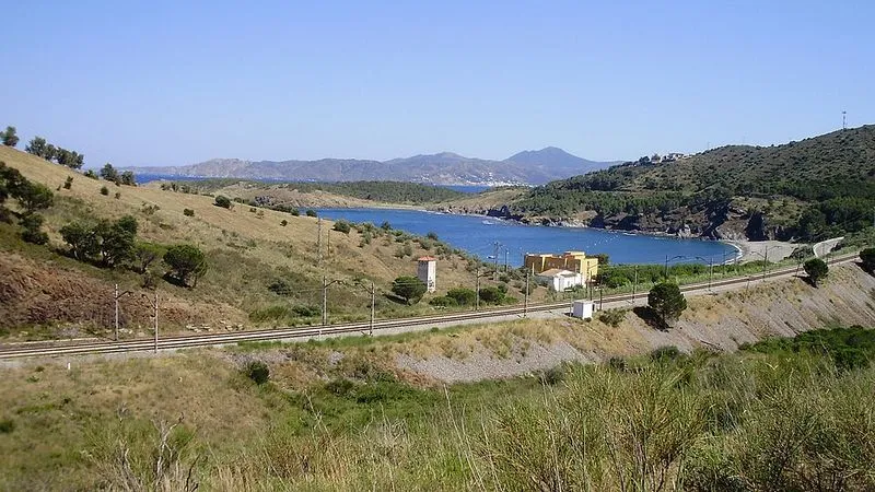 Playa de Garbet en Colera, Gerona — foto 9 de 10