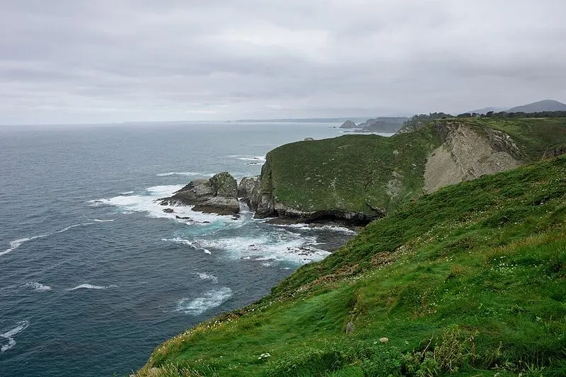 Playa de Gradas en Cudillero, Asturias — foto 4 de 5