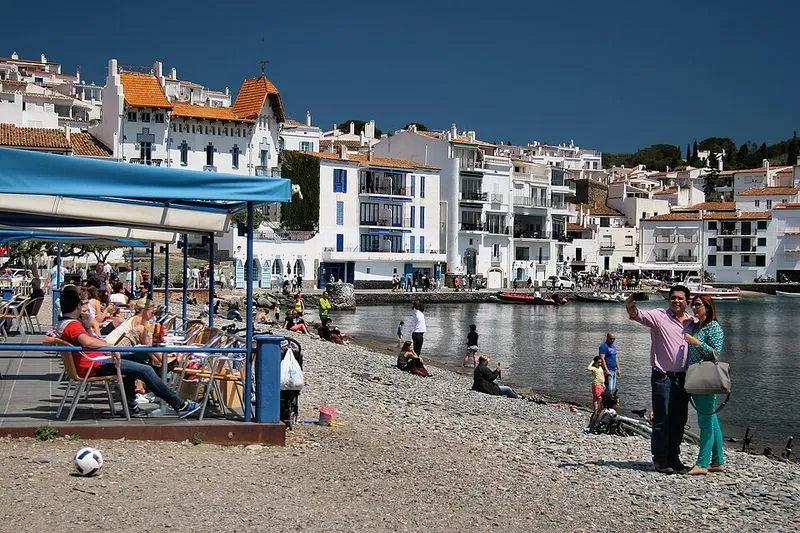 Playa Gran y d'Es Portal en Cadaqués, Gerona — foto 4 de 6