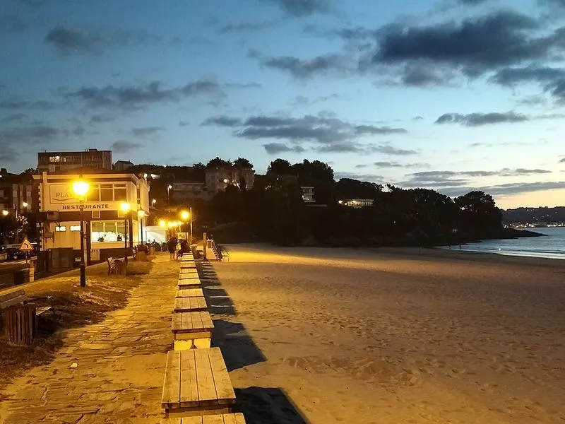 Playa Grande de Miño en Miño, A Coruña — foto 2 de 2